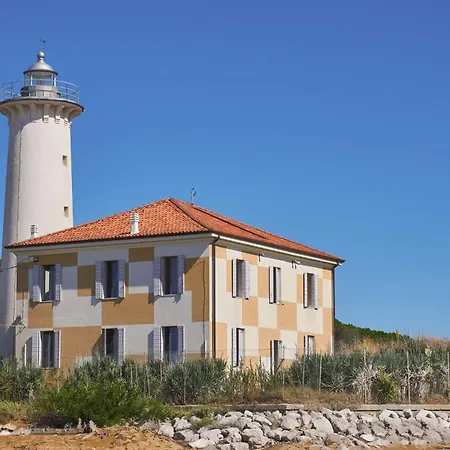 Beachfront With Terrace And Shared Pool * Bibione